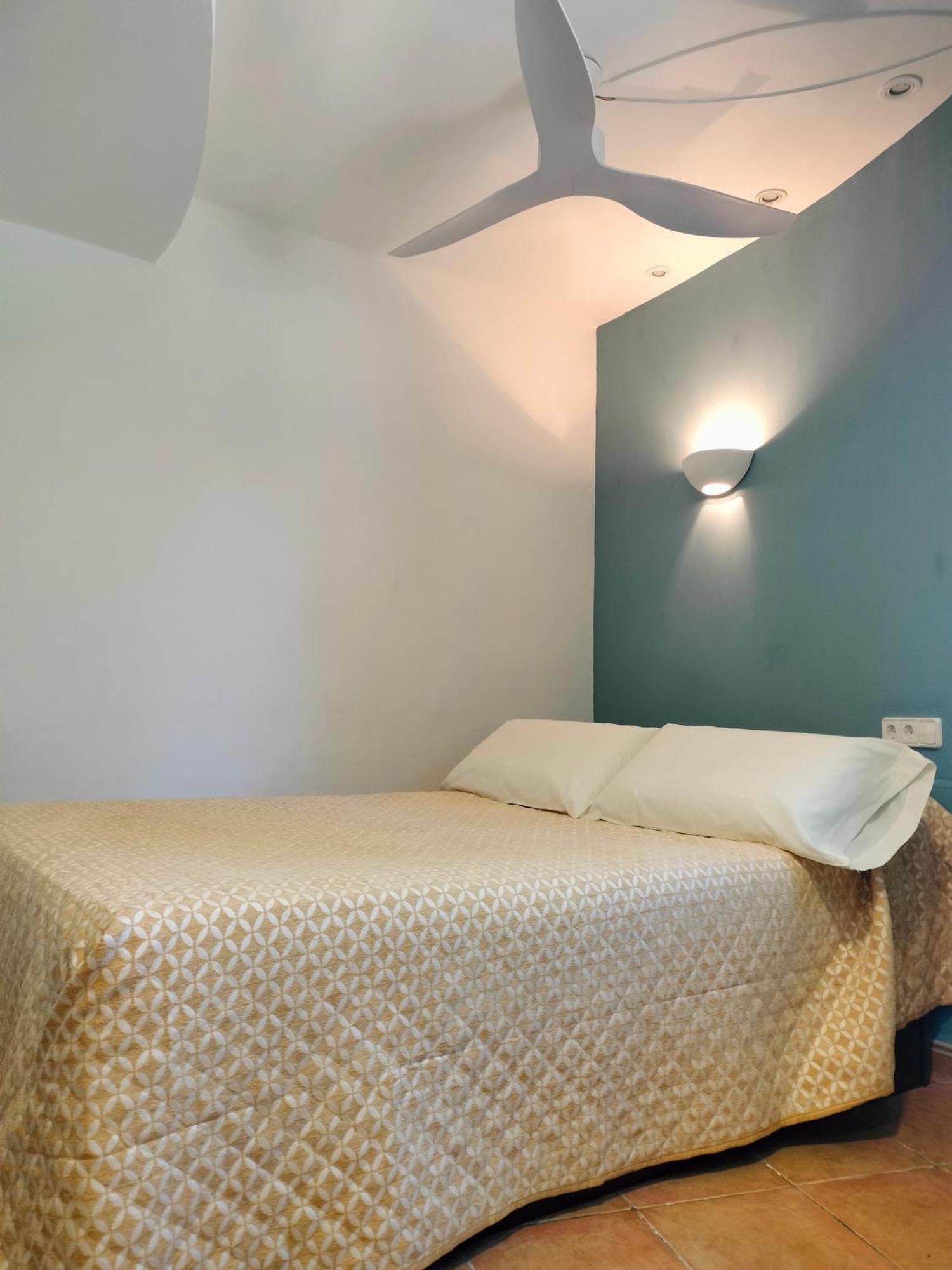 Apartamentos Montgo Дения Экстерьер фото